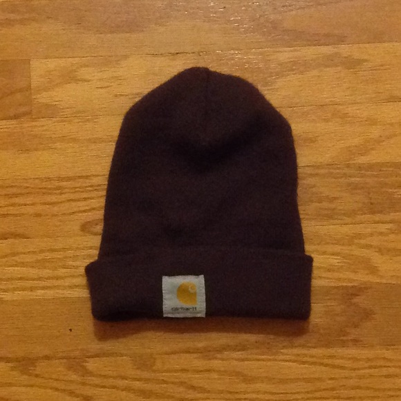 (I trade!) plum CARHARTT beanie
